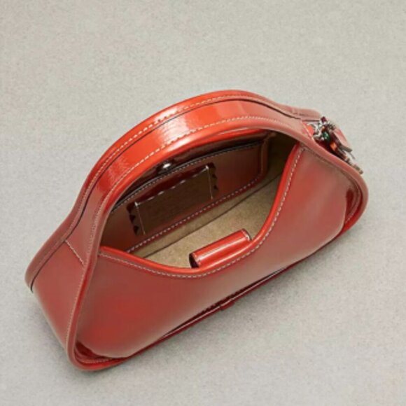 Elegant Burnt Sienna Coach Shoulder Bag - Picture 11 of 12